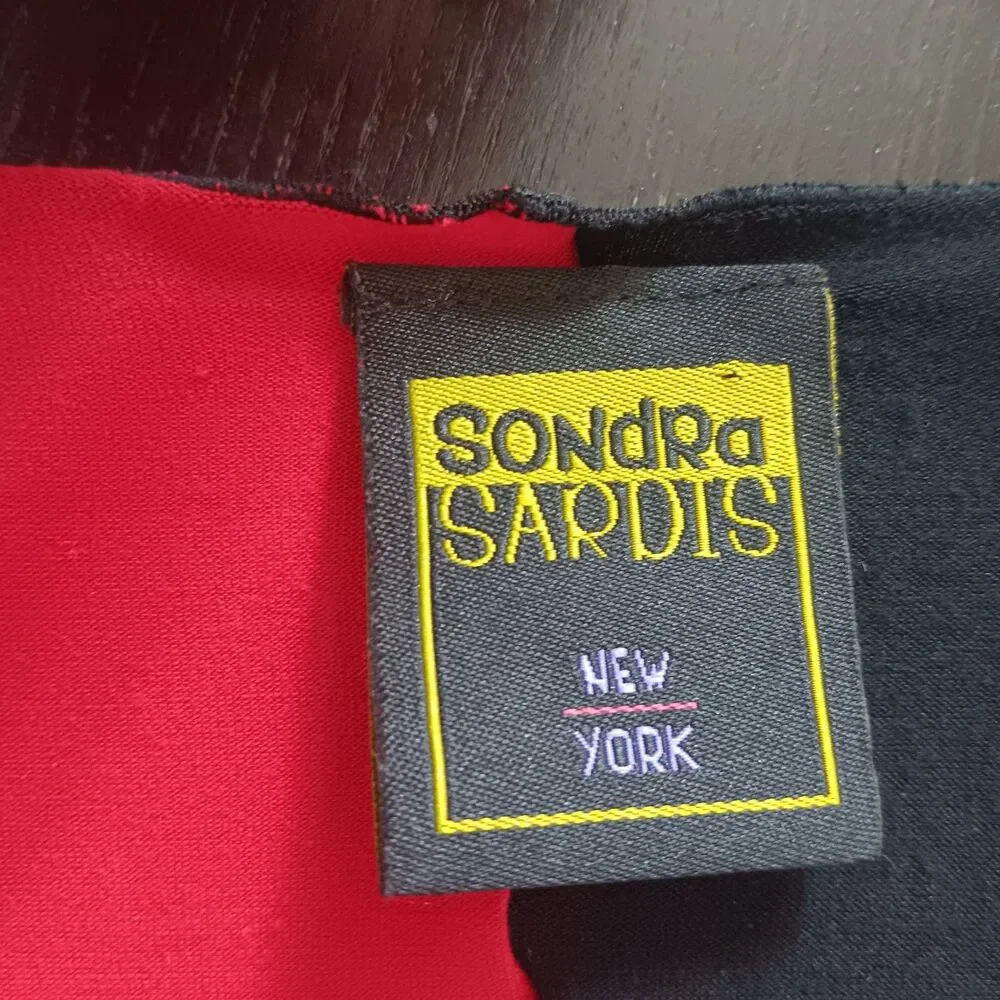 Sondra Sardis‎ Black Red Lettuce Hem Vest Top Patchwork Mixed Artsy Size Small